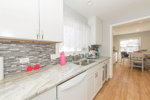 Tiny photo for 809 N Wolf Road, Melrose Park, IL 60164 (MLS # 12574064)