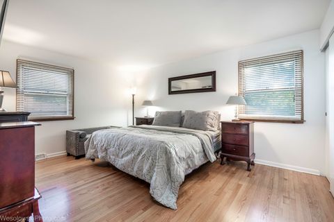 Tiny photo for 1408 S Fern Drive, Mount Prospect, IL 60056 (MLS # 12688774)