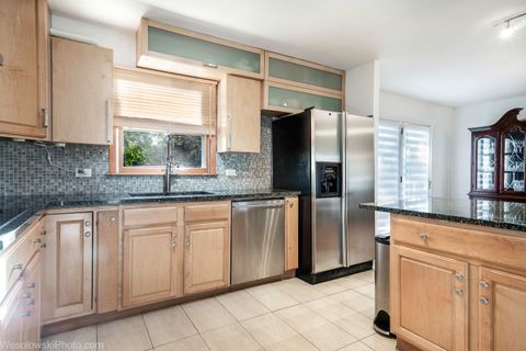 Tiny photo for 1408 S Fern Drive, Mount Prospect, IL 60056 (MLS # 12688774)