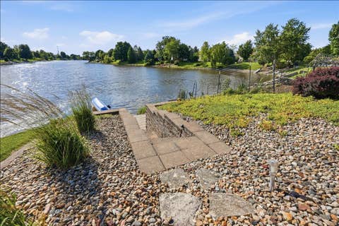 Tiny photo for 1404 Broad Creek Road, Bloomington, IL 61704 (MLS # 12734695)