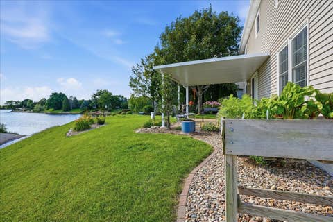 Tiny photo for 1404 Broad Creek Road, Bloomington, IL 61704 (MLS # 12734695)