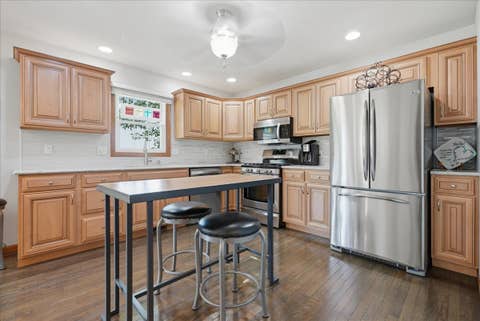 Tiny photo for 1404 Broad Creek Road, Bloomington, IL 61704 (MLS # 12734695)