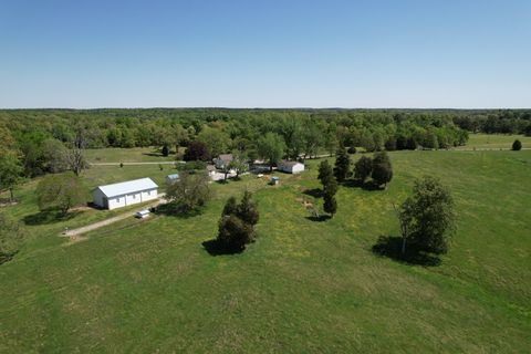 Tiny photo for 7059 Midway Road, Metropolis, IL 62960 (MLS # 12624200)