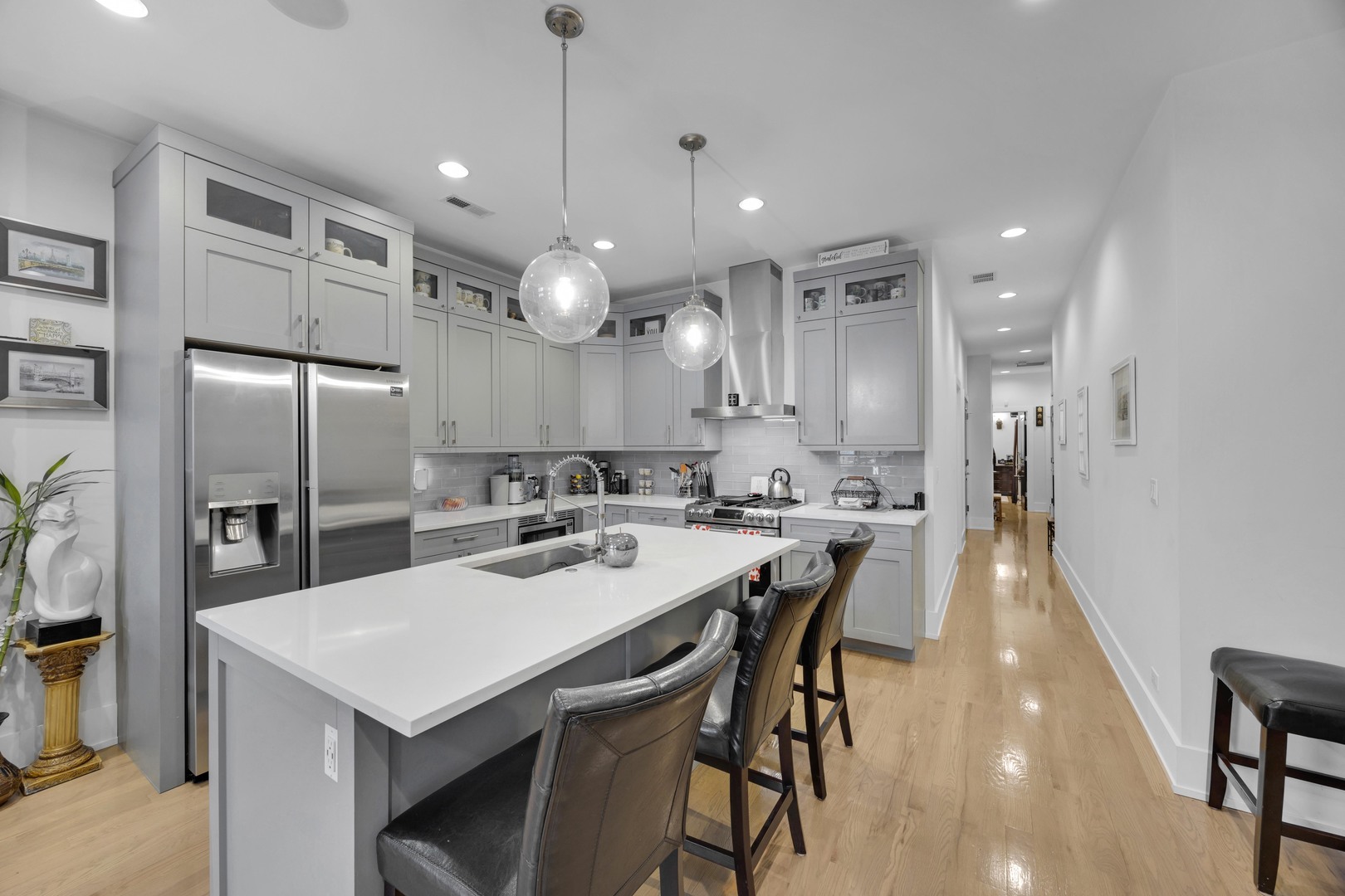 4226 S Ellis Avenue 1S