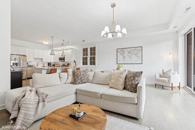1332 W Madison Street 3E