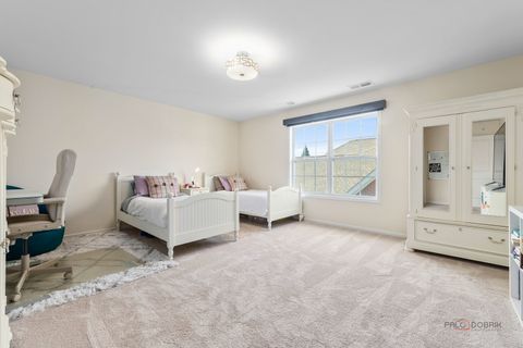 Tiny photo for 2240 Washington Drive, Northbrook, IL 60062 (MLS # 12622258)
