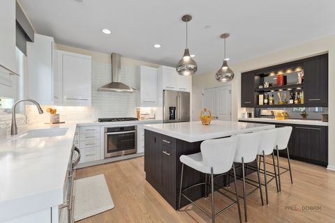Tiny photo for 2240 Washington Drive, Northbrook, IL 60062 (MLS # 12622258)