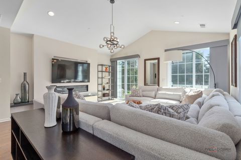 Tiny photo for 2240 Washington Drive, Northbrook, IL 60062 (MLS # 12622258)