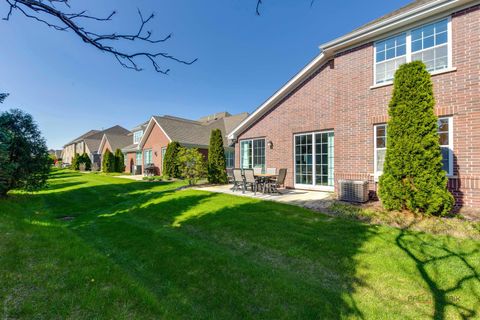Tiny photo for 2240 Washington Drive, Northbrook, IL 60062 (MLS # 12622258)