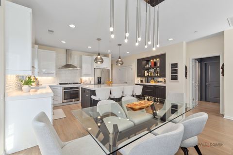 Tiny photo for 2240 Washington Drive, Northbrook, IL 60062 (MLS # 12622258)