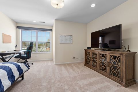 Tiny photo for 2240 Washington Drive, Northbrook, IL 60062 (MLS # 12622258)