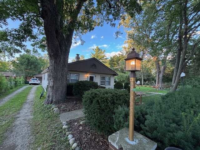 25022 W Catherine Avenue