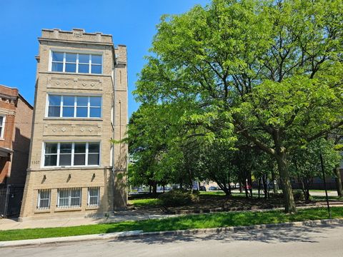 1107 N Sacramento Avenue Chicago IL 60622