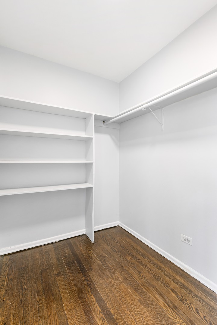 6021 N Winthrop Avenue 509