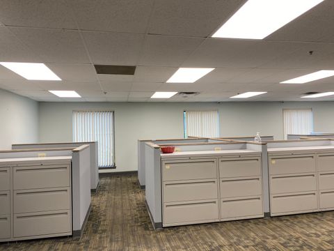 Tiny photo for 500 W Plainfield Road #2, Countryside, IL 60525 (MLS # 12508951)