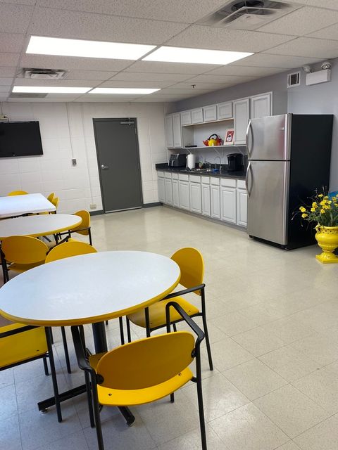 Tiny photo for 500 W Plainfield Road #2, Countryside, IL 60525 (MLS # 12508951)