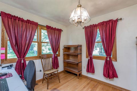 Tiny photo for 512 Cavin Avenue, Winthrop Harbor, IL 60096 (MLS # 12700652)