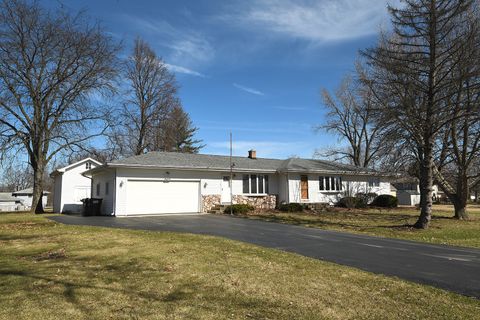 Photo of 6420 166th Street, Tinley Park, IL 60477 (MLS # 12569772)