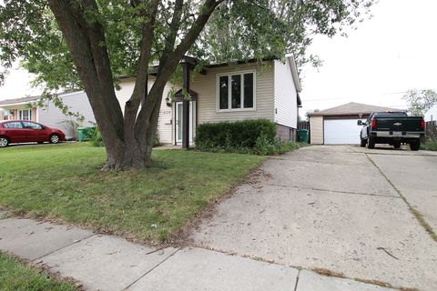 A home in Romeoville