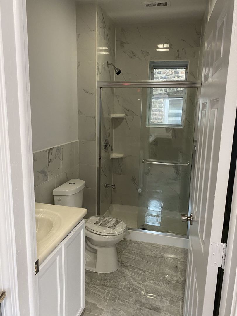 2953 S Emerald Avenue