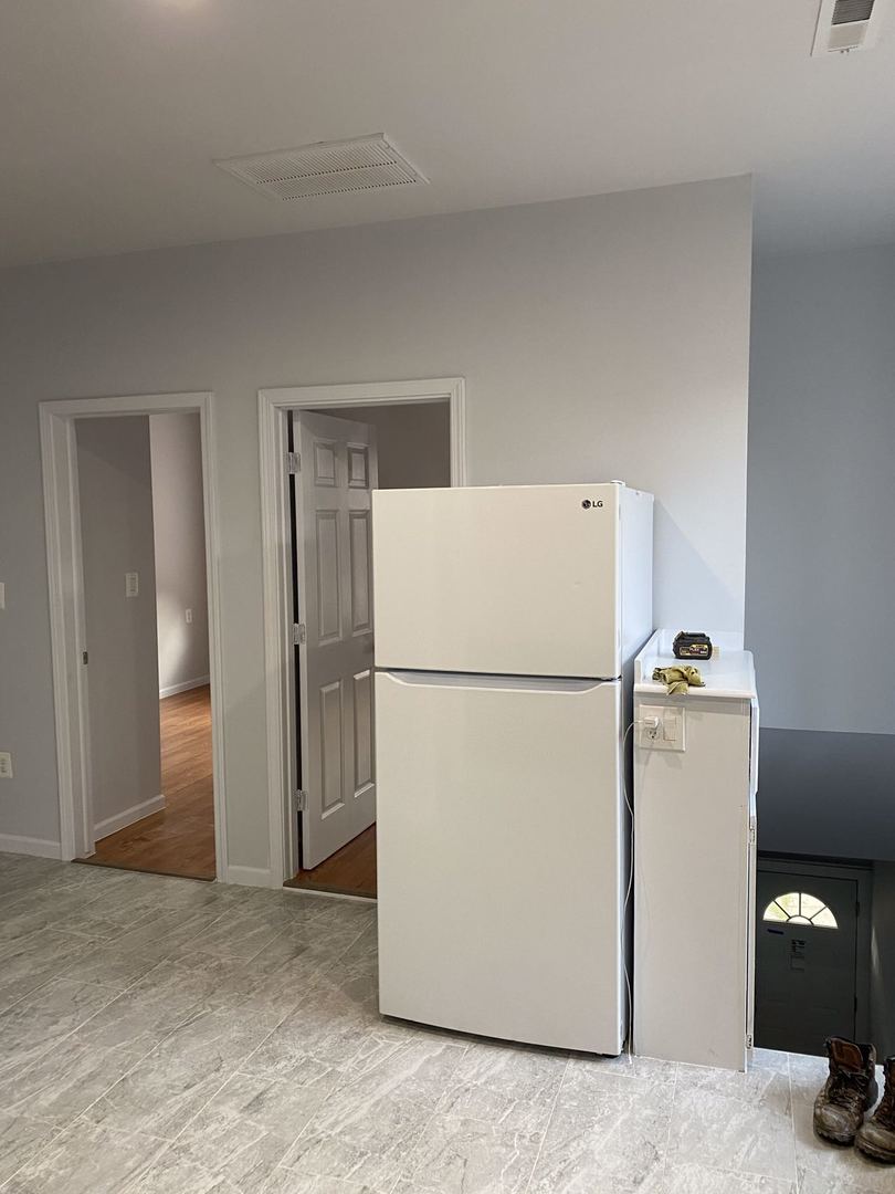 2953 S Emerald Avenue