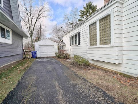 A home in Waukegan