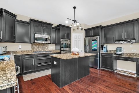 Tiny photo for Bolingbrook, IL 60490 (MLS # 12403808)