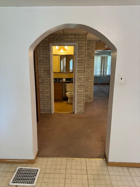 Tiny photo for 2853 Everett Street, Blue Island, IL 60406 (MLS # 12489917)