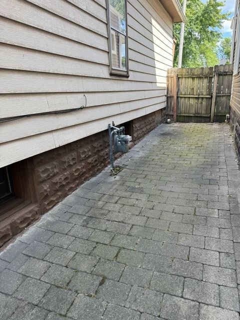 Tiny photo for 2853 Everett Street, Blue Island, IL 60406 (MLS # 12489917)