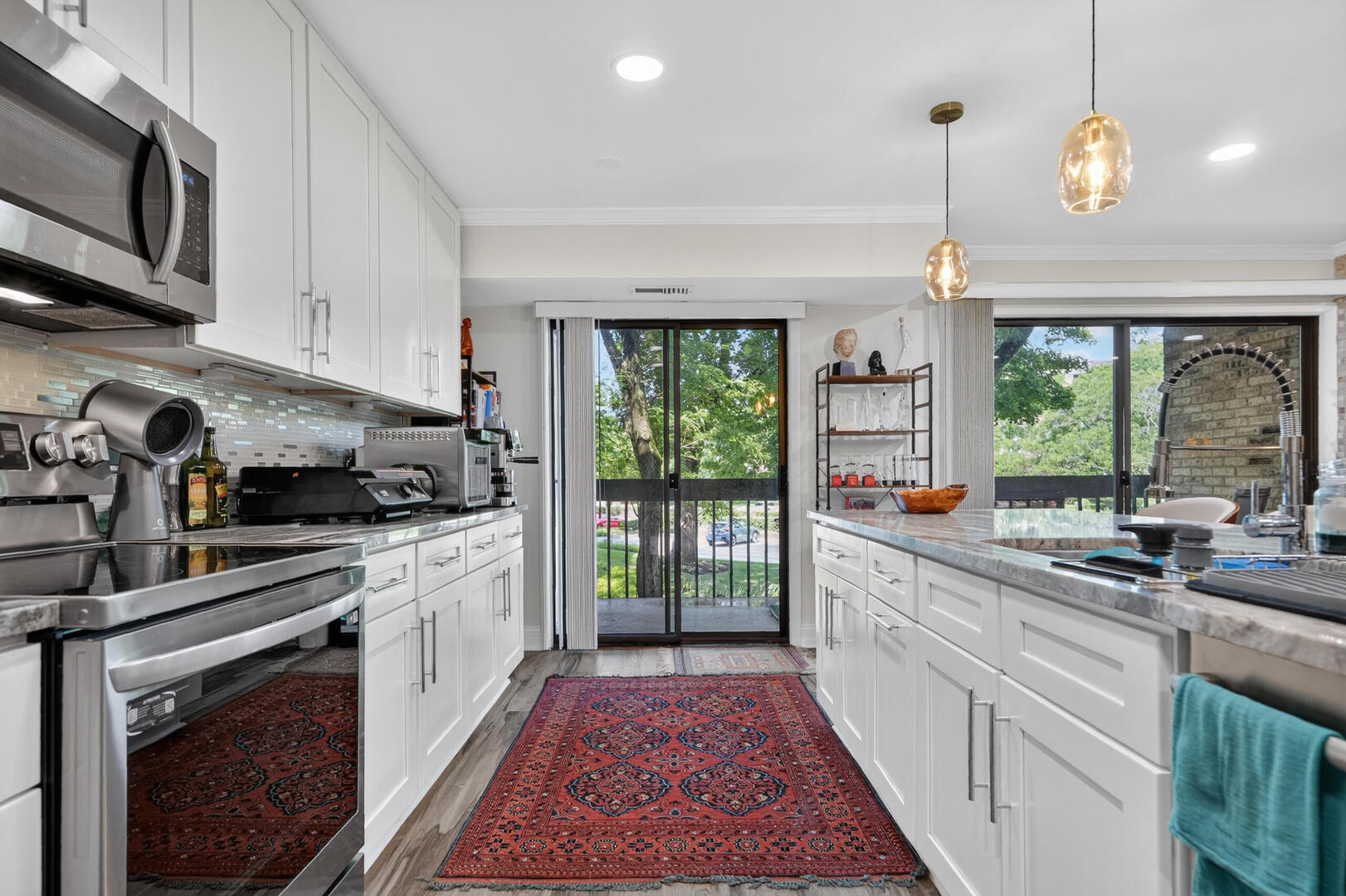 1831 S Mission Hills Road 106