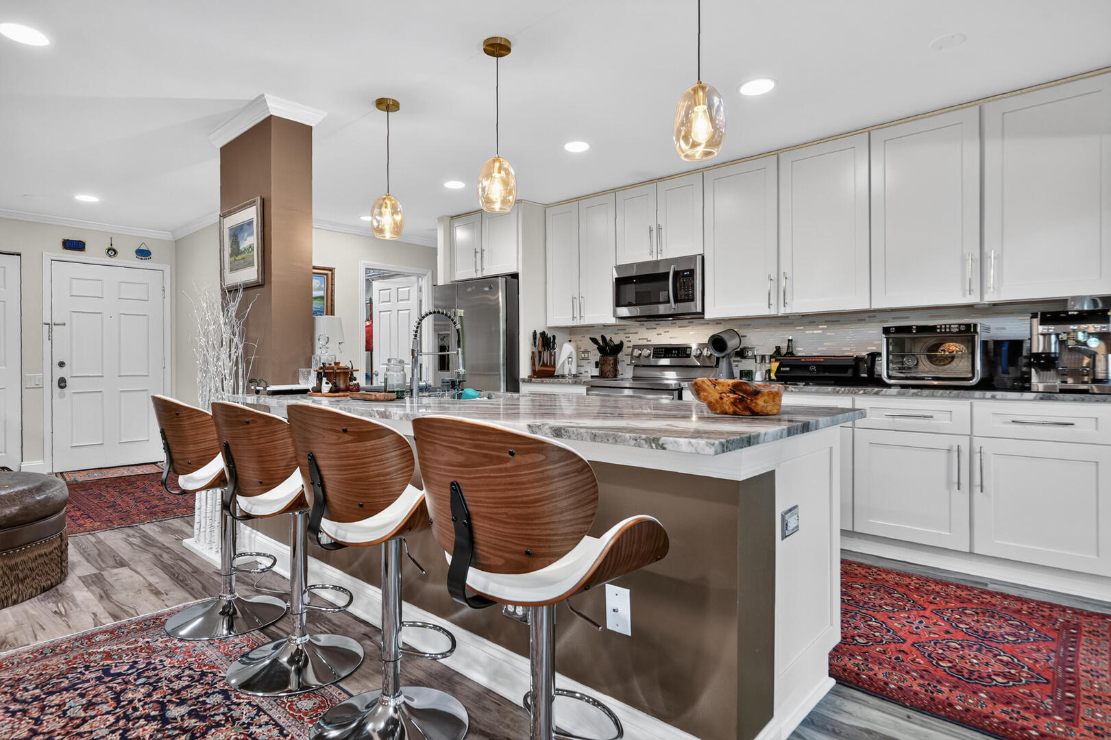 1831 S Mission Hills Road 106