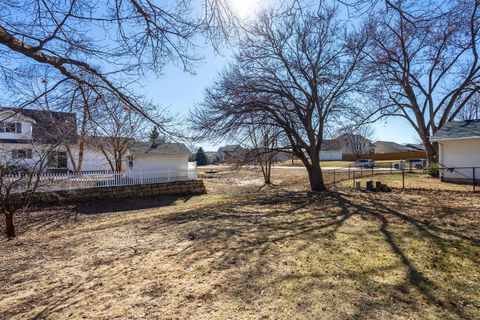Tiny photo for 407 W Oak Street, Eldridge, IA 52748 (MLS # 12589021)