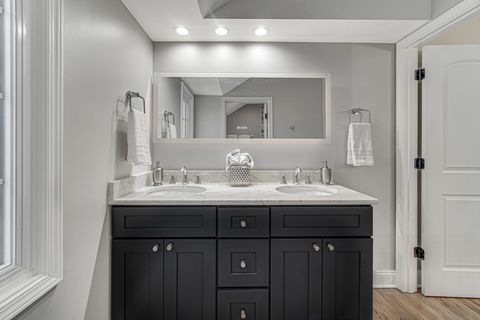 Tiny photo for 967 W Bauer Road, Naperville, IL 60563 (MLS # 12522969)