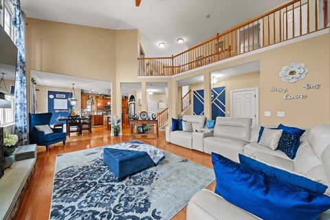 Tiny photo for 443 Glover Drive, North Aurora, IL 60542 (MLS # 12583055)