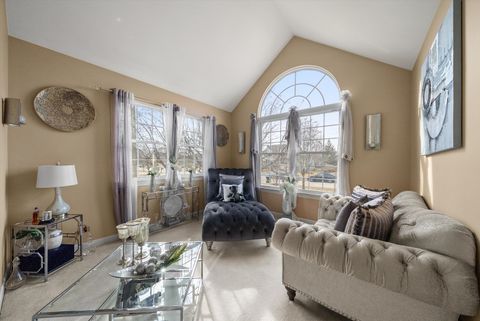 Tiny photo for 443 Glover Drive, North Aurora, IL 60542 (MLS # 12583055)