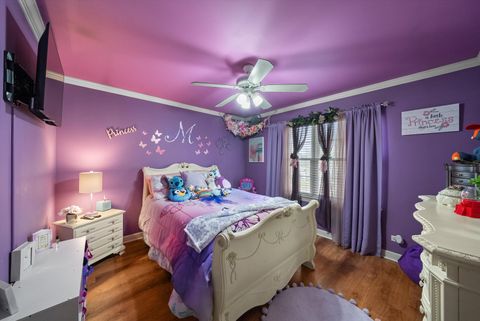 Tiny photo for 443 Glover Drive, North Aurora, IL 60542 (MLS # 12583055)