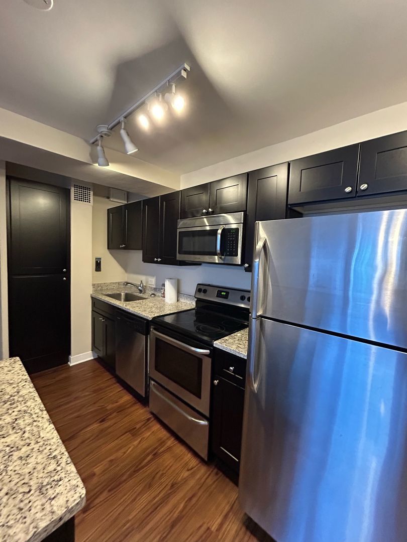 4180 N Marine Drive 308