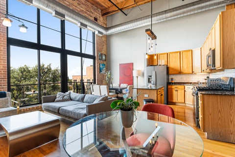 Tiny photo for 1935 N Fairfield Avenue #402, Chicago, IL 60647 (MLS # 12748675)