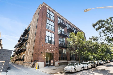 Photo of 1935 N Fairfield Avenue #402, Chicago, IL 60647 (MLS # 12748675)