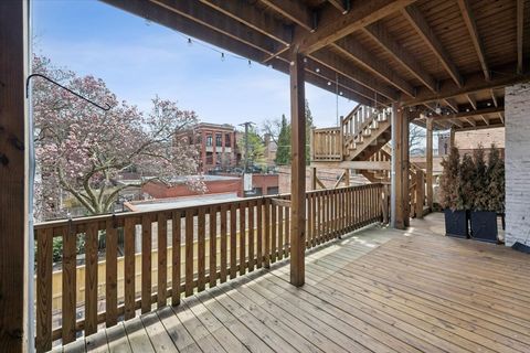 Tiny photo for 2151 N SEMINARY Avenue #B, Chicago, IL 60614 (MLS # 12599272)