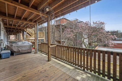 Tiny photo for 2151 N SEMINARY Avenue #B, Chicago, IL 60614 (MLS # 12599272)