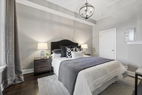 Tiny photo for 2151 N SEMINARY Avenue #B, Chicago, IL 60614 (MLS # 12599272)