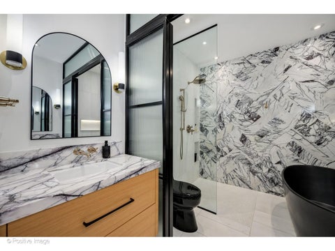 Tiny photo for 17 E Division Street #1E, Chicago, IL 60610 (MLS # 12694445)