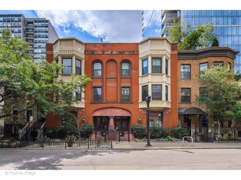 Photo of 17 E Division Street #1E, Chicago, IL 60610 (MLS # 12694445)