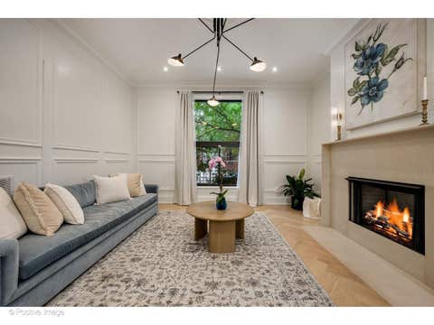 Tiny photo for 17 E Division Street #1E, Chicago, IL 60610 (MLS # 12694445)