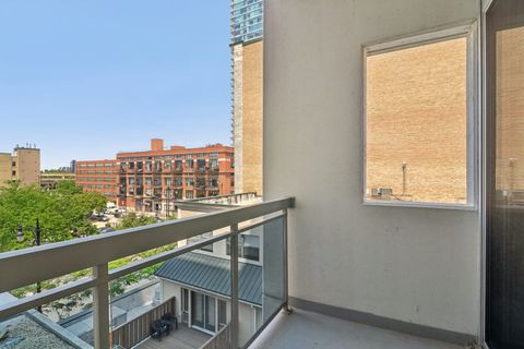 Tiny photo for 1819 S Michigan Avenue #406, Chicago, IL 60616 (MLS # 12460941)