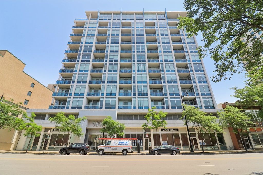 Photo for 1819 S Michigan Avenue #406, Chicago, IL 60616 (MLS # 12460941)