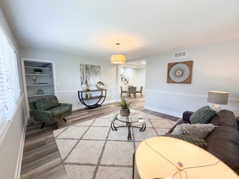 Tiny photo for 9412 S Homan Avenue, Evergreen Park, IL 60805 (MLS # 12669452)