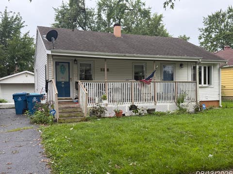 Photo of 1802 222nd Place, Sauk Village, IL 60411 (MLS # 12734265)
