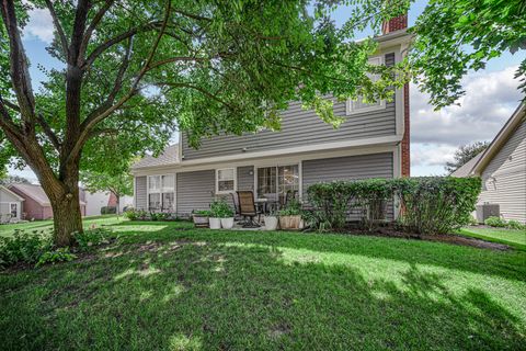 Tiny photo for 36217 N Old Creek Court, Gurnee, IL 60031 (MLS # 12487901)